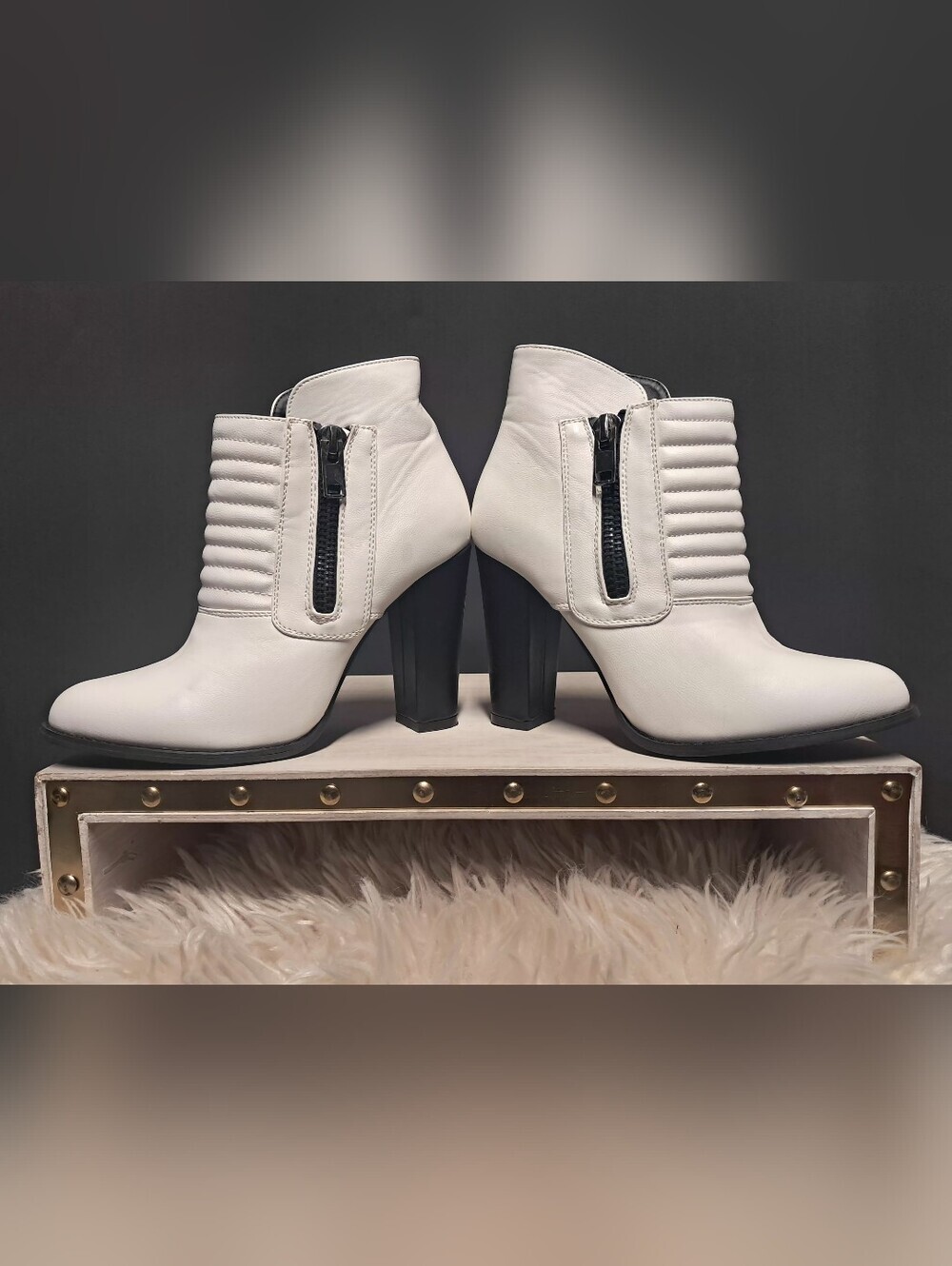 Beau & Ashe Vegan Leather Zip Up Ankle Boots Size 10